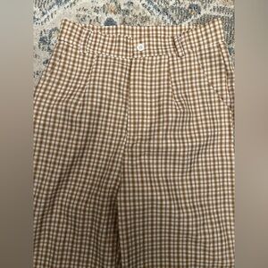 White and beige gingham loose pants